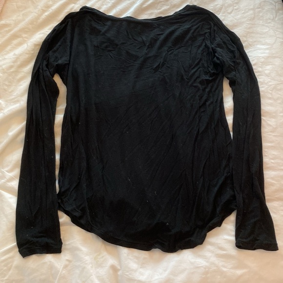 Women’s American Eagle “Soft & Sexy” Long Sleeve T-Shirt - Picture 2 of 3